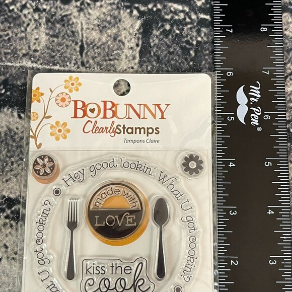 Bo Bunny WHAT YOU GOT COOKIN’ kiss The Cook Made W Love Clearly Cling Stamp Se - Picture 2 of 6
